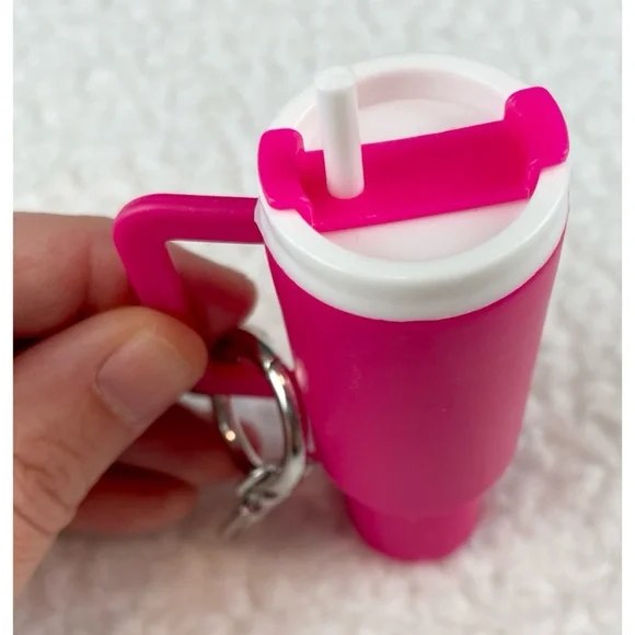 (NWOT) Pink/White Mini Tumbler Bag Charm Keychain - Picture 6 of 13